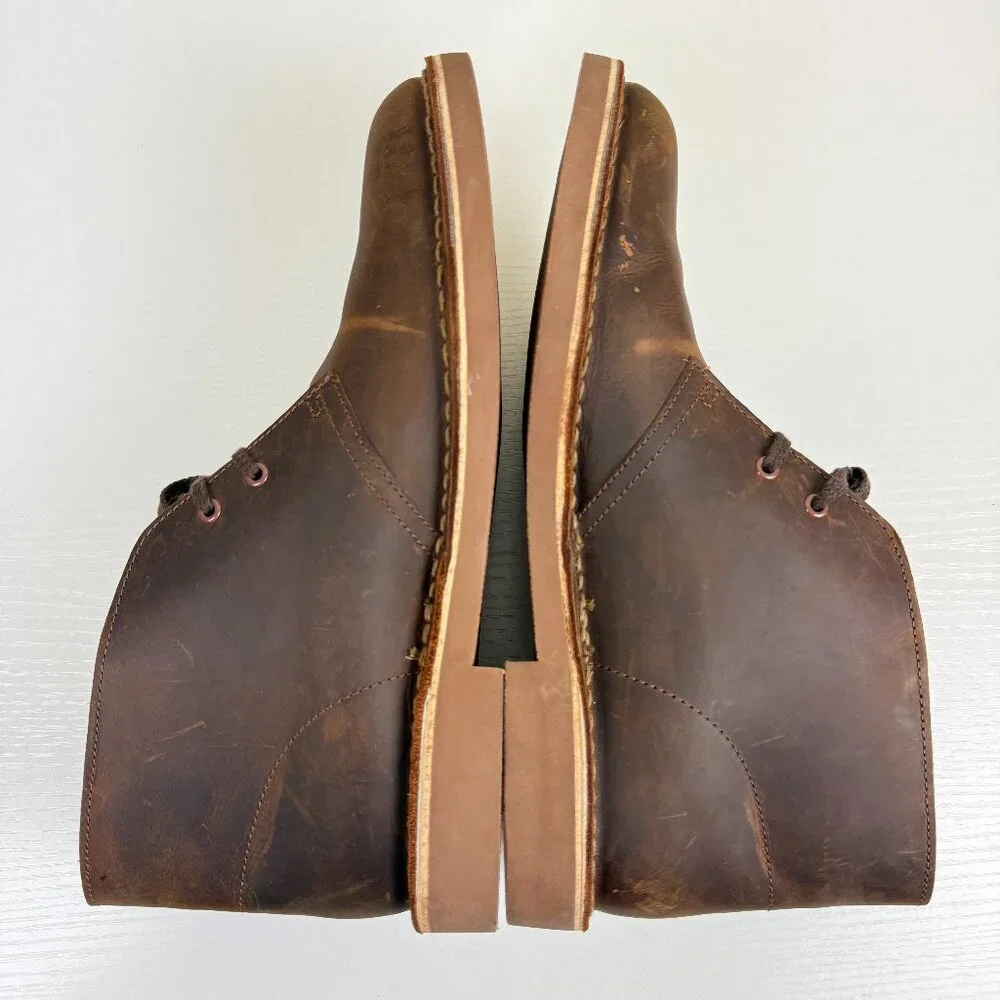 Like New Clarks Bushacre Chukka Boots in Beewax Leather